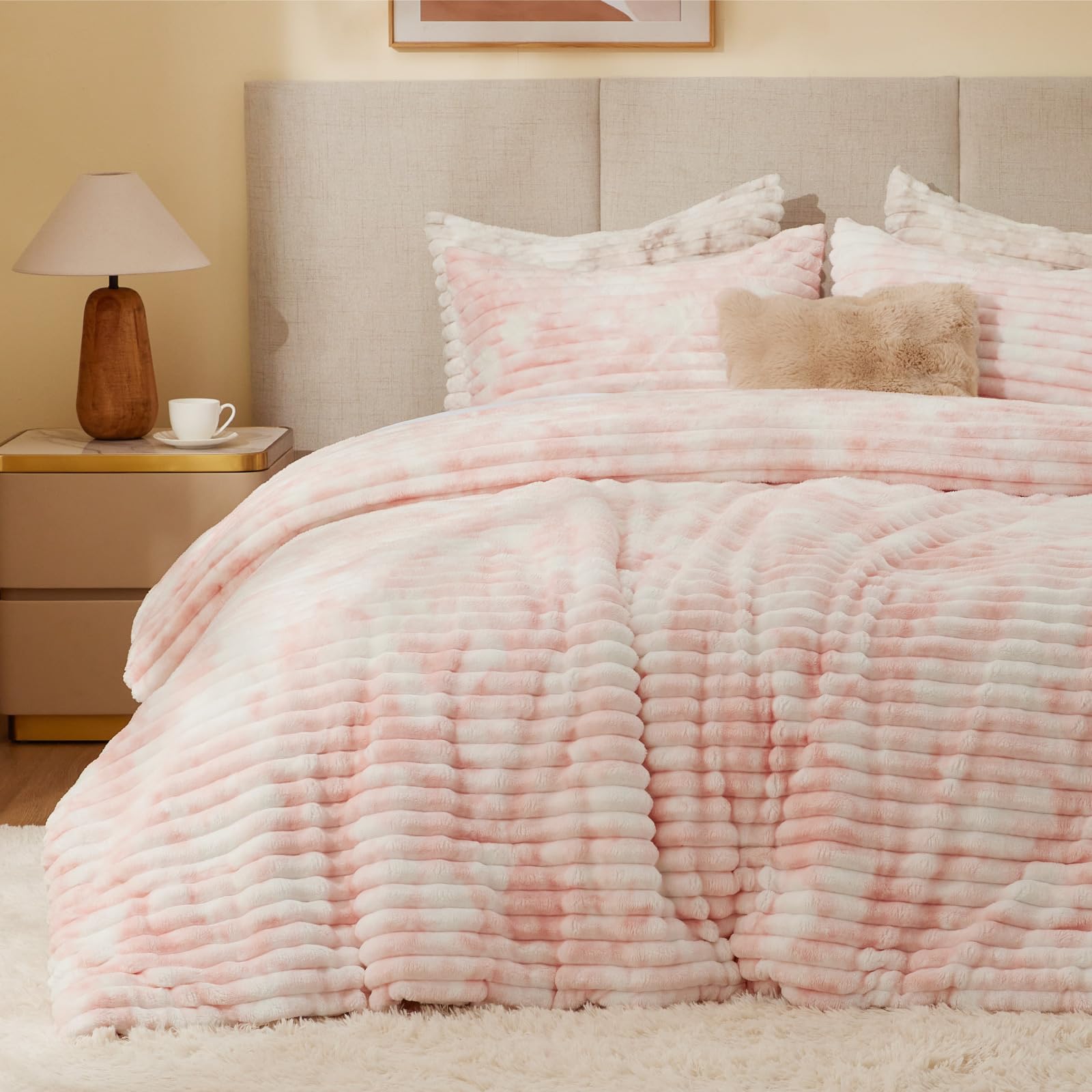 BEDELITE Fleece Full Comforter Set -Super Soft & Warm Fluffy Coral Bedding, Luxury Fuzzy Heavy Bed Set for Winter with 2 Pillow Cases