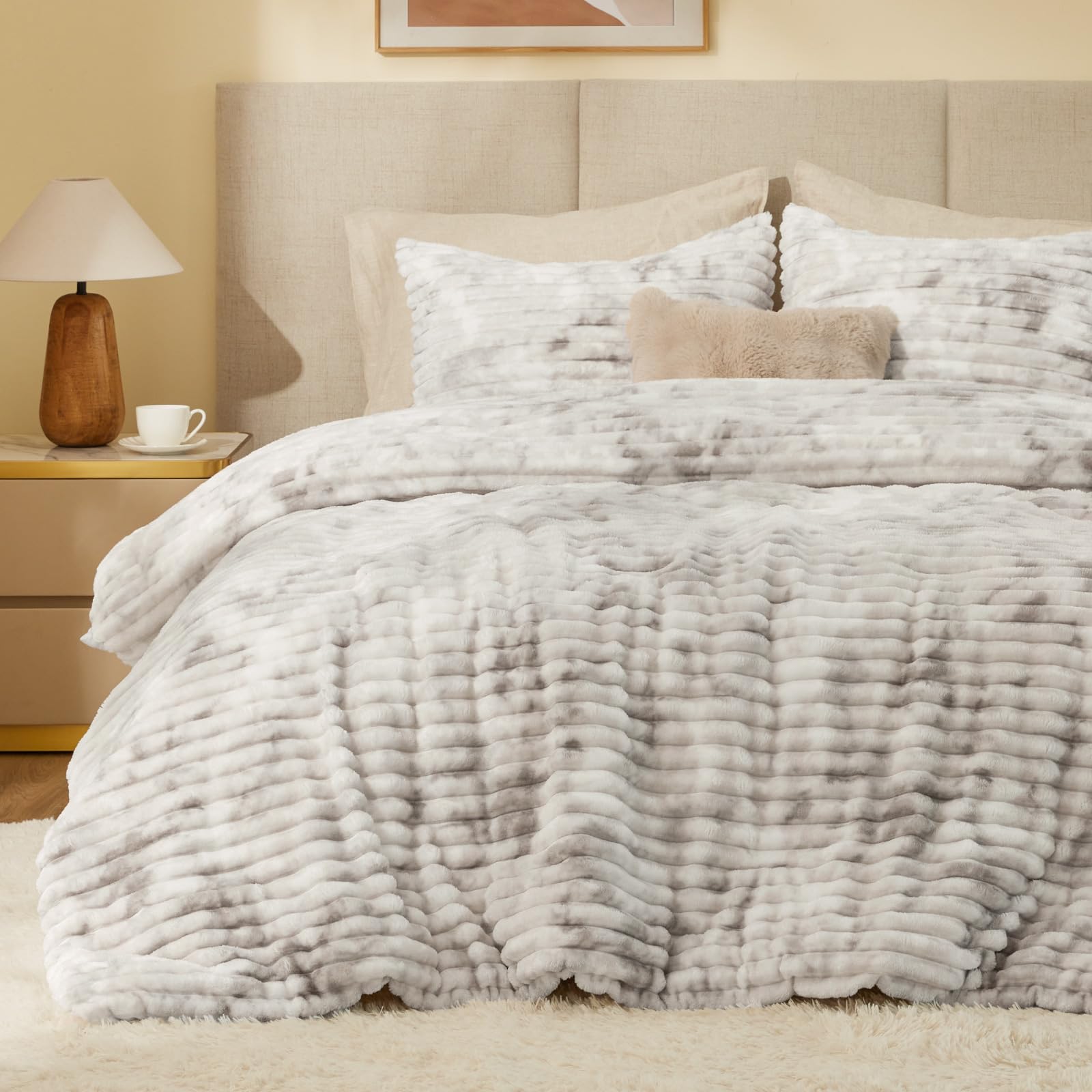 BEDELITE Fleece Twin Comforter Set -Super Soft & Warm Fluffy Coral Bedding, Luxury Fuzzy Heavy Bed Set for Winter with 1 Pillow case