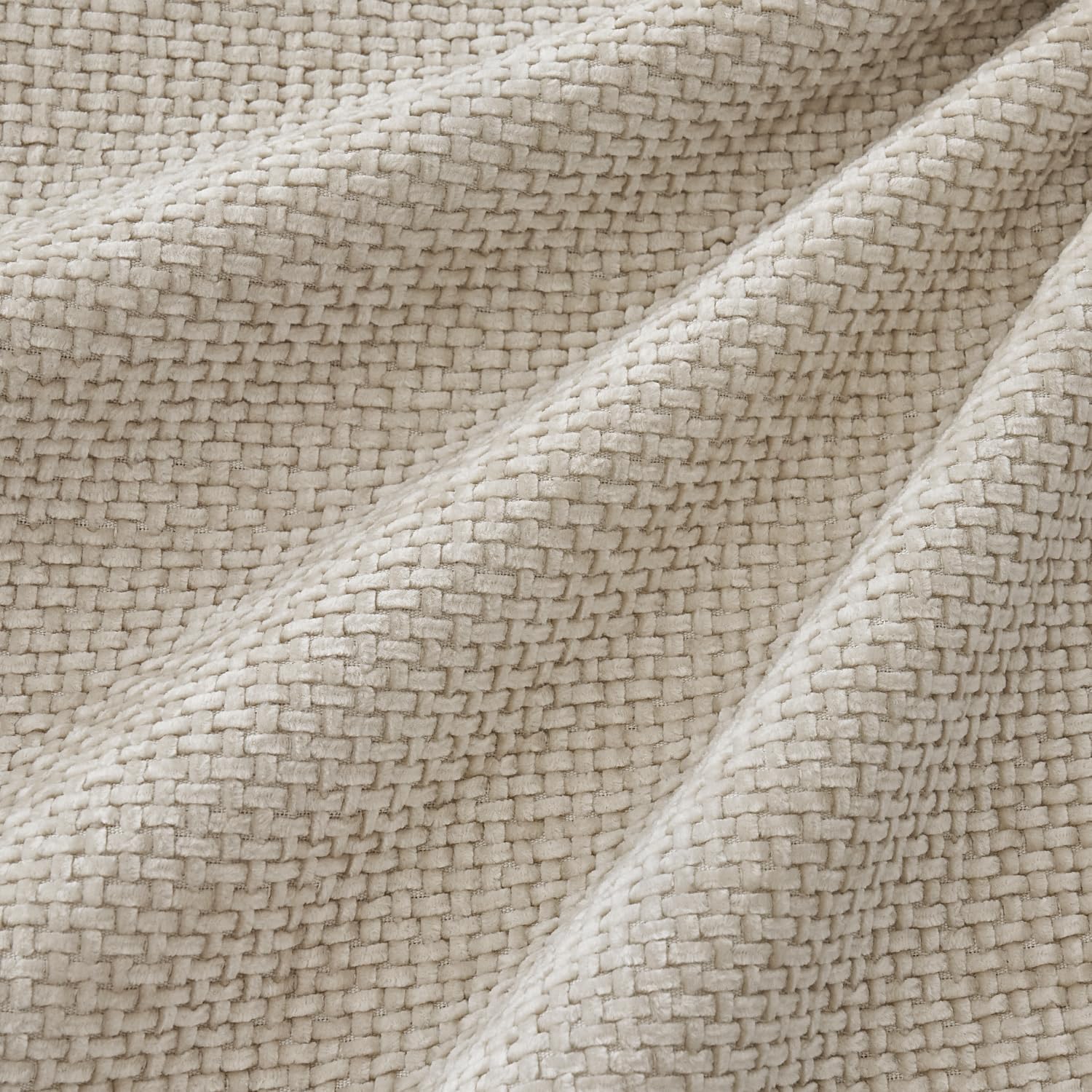 MIULEE Pack of 4 Couch Throw Pillow Covers 18x18 Inch Cream Soft Decorative Chenille Pillow Covers Farmhouse Accent Cushion Covers for Boho Spring Home Decor Sofa Bedroom Living Room