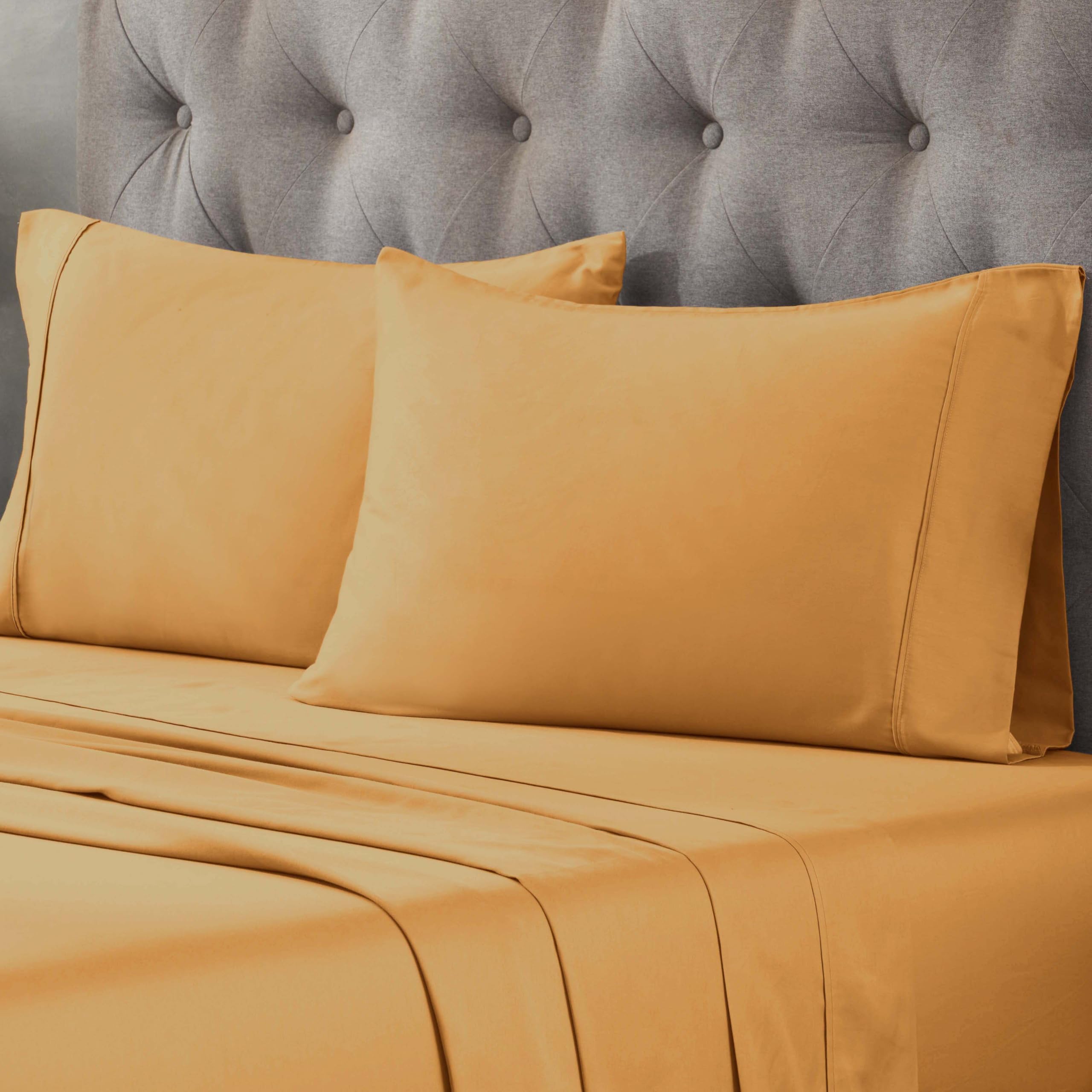 Superior Egyptian Cotton 300 Thread Count Pillowcases, Pillow Cases, Modern, Solid Classic Pillow Case Cover, Ultra-Soft Comfort Basics, Bedding Essentials, Bed Accents, Set of 2, Standard, Coral