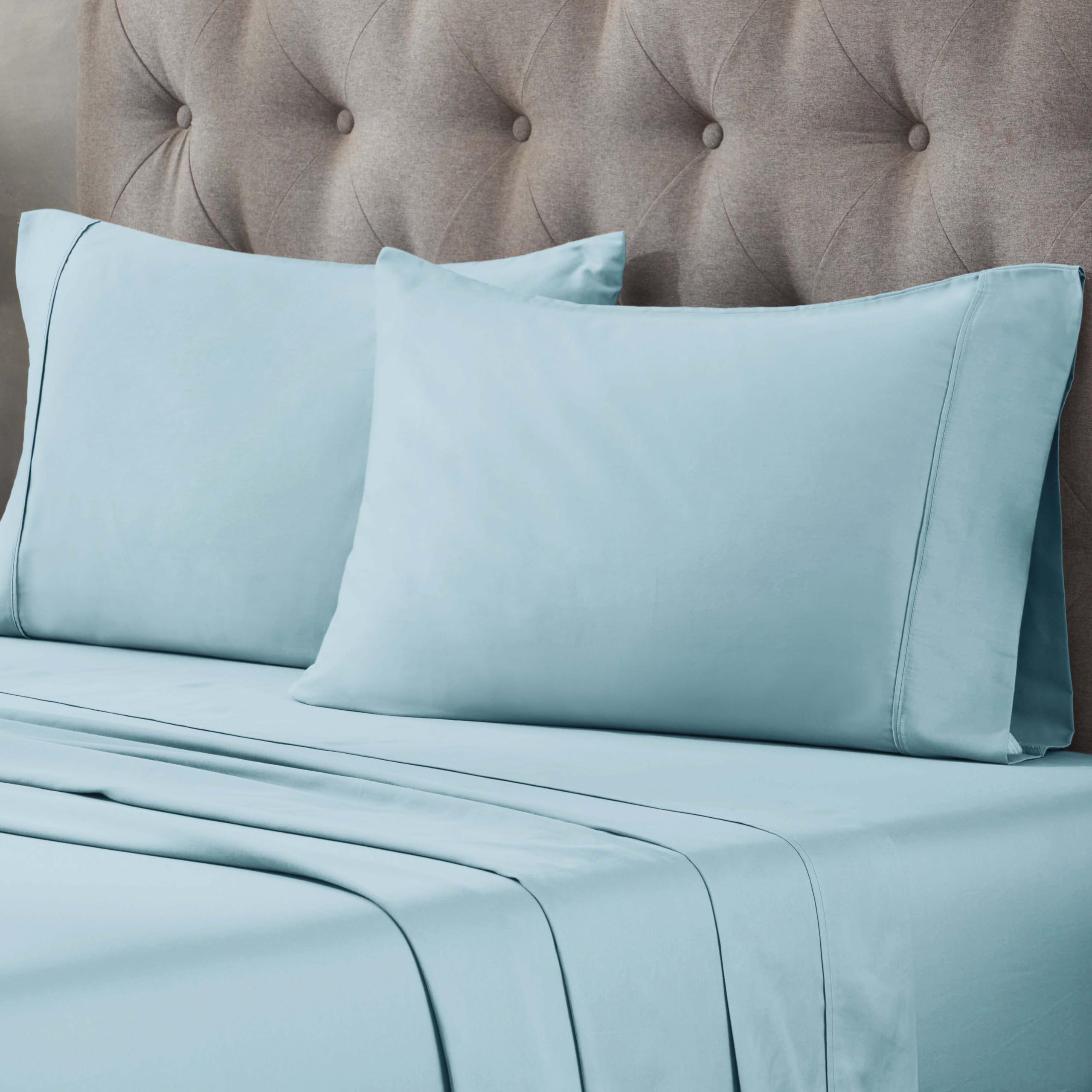 Superior Egyptian Cotton 300 Thread Count Pillowcases, Pillow Cases, Modern, Solid Classic Pillow Case Cover, Ultra-Soft Comfort Basics, Bedding Essentials, Bed Accents, Set of 2, Standard, Coral