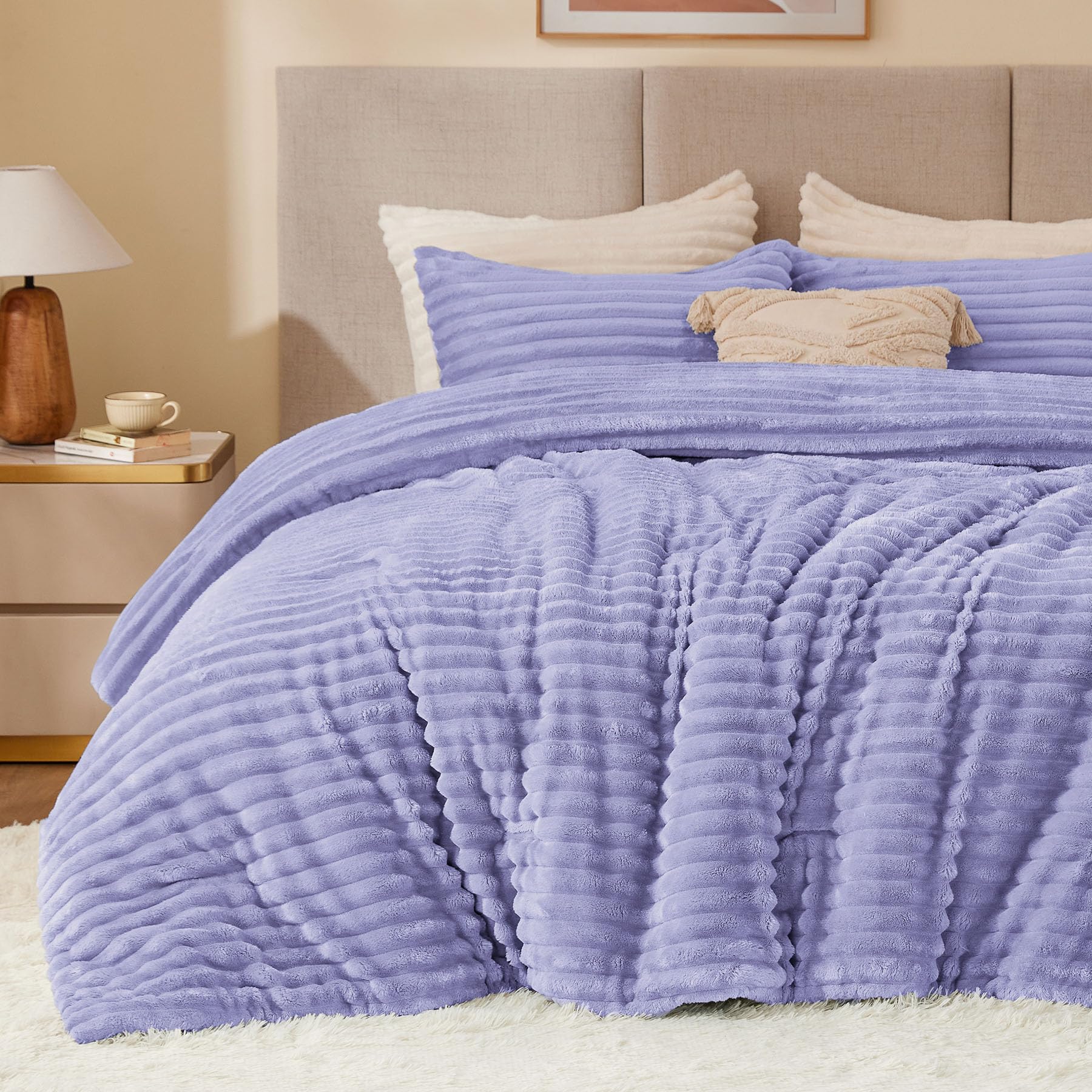 BEDELITE Fleece Full Comforter Set -Super Soft & Warm Fluffy Coral Bedding, Luxury Fuzzy Heavy Bed Set for Winter with 2 Pillow Cases