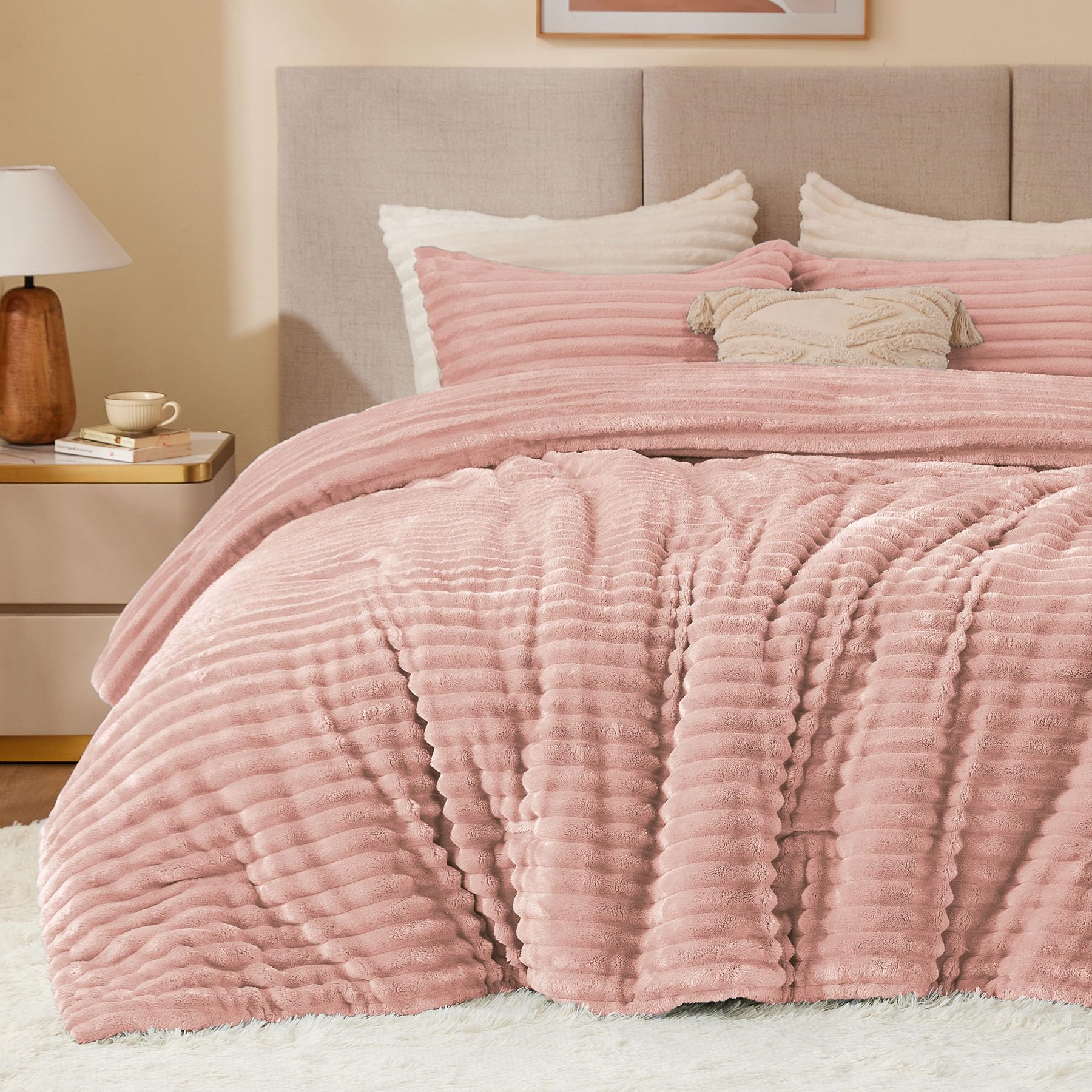 BEDELITE Fleece Full Comforter Set -Super Soft & Warm Fluffy Coral Bedding, Luxury Fuzzy Heavy Bed Set for Winter with 2 Pillow Cases