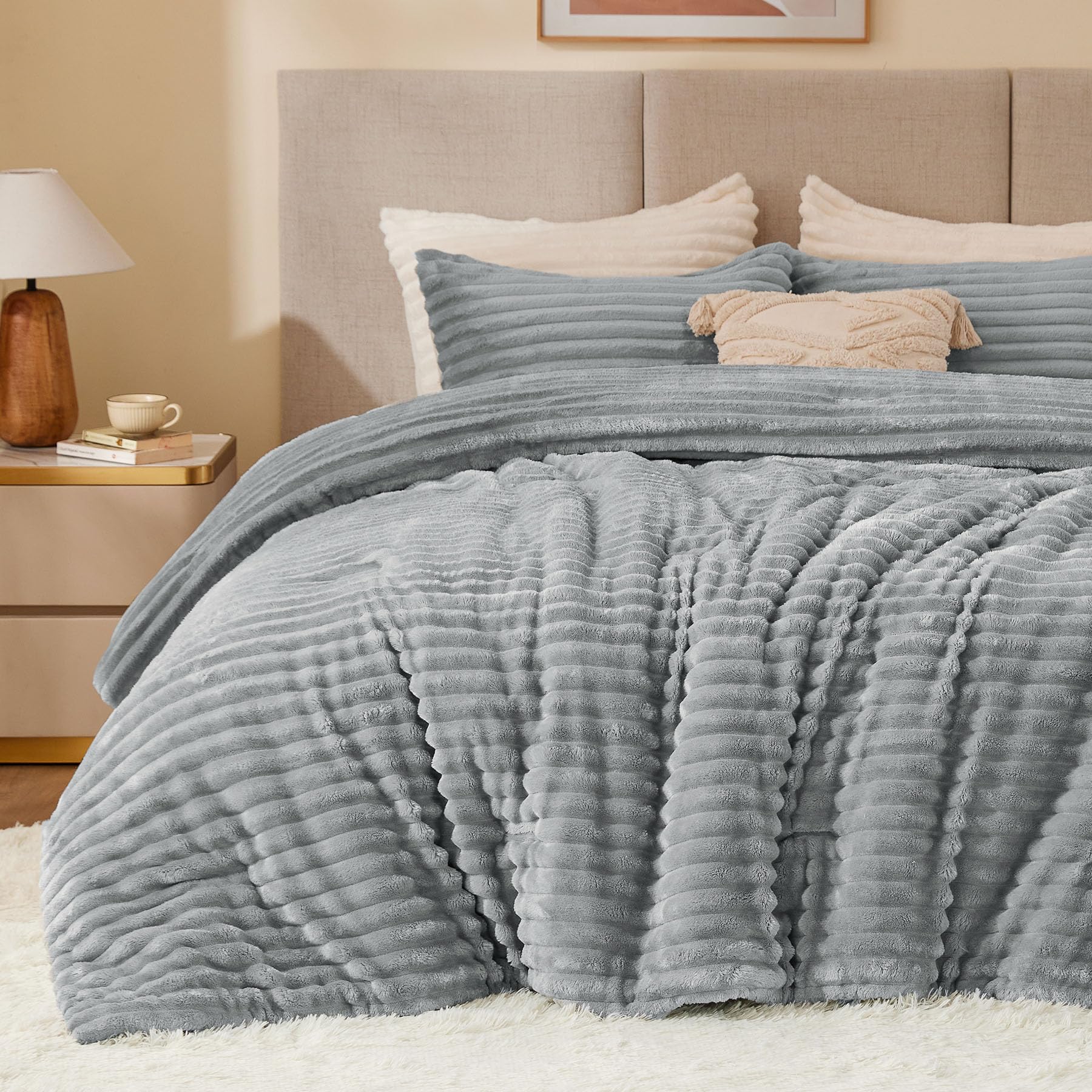 BEDELITE Fleece Twin Comforter Set -Super Soft & Warm Fluffy Coral Bedding, Luxury Fuzzy Heavy Bed Set for Winter with 1 Pillow case