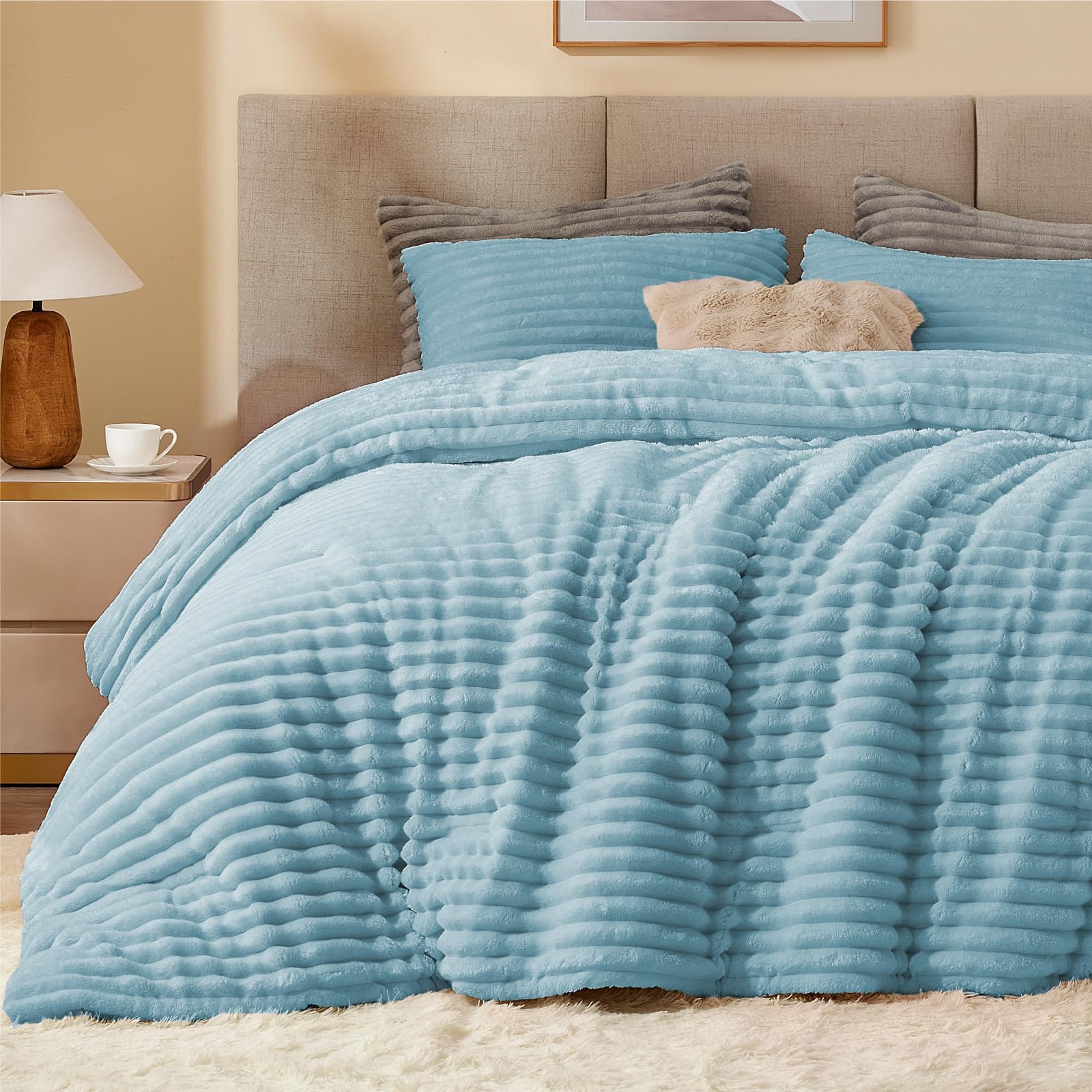 BEDELITE Fleece Twin Comforter Set -Super Soft & Warm Fluffy Coral Bedding, Luxury Fuzzy Heavy Bed Set for Winter with 1 Pillow case