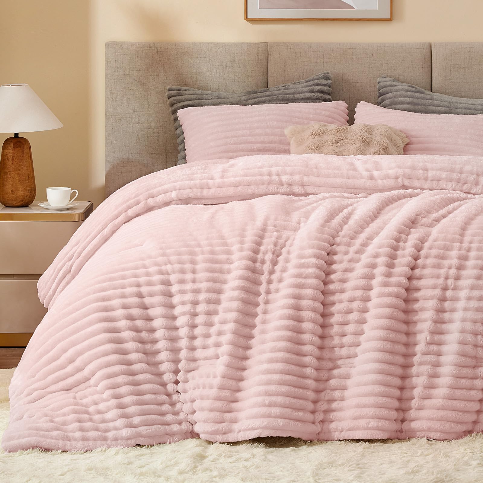 BEDELITE Fleece Full Comforter Set -Super Soft & Warm Fluffy Coral Bedding, Luxury Fuzzy Heavy Bed Set for Winter with 2 Pillow Cases