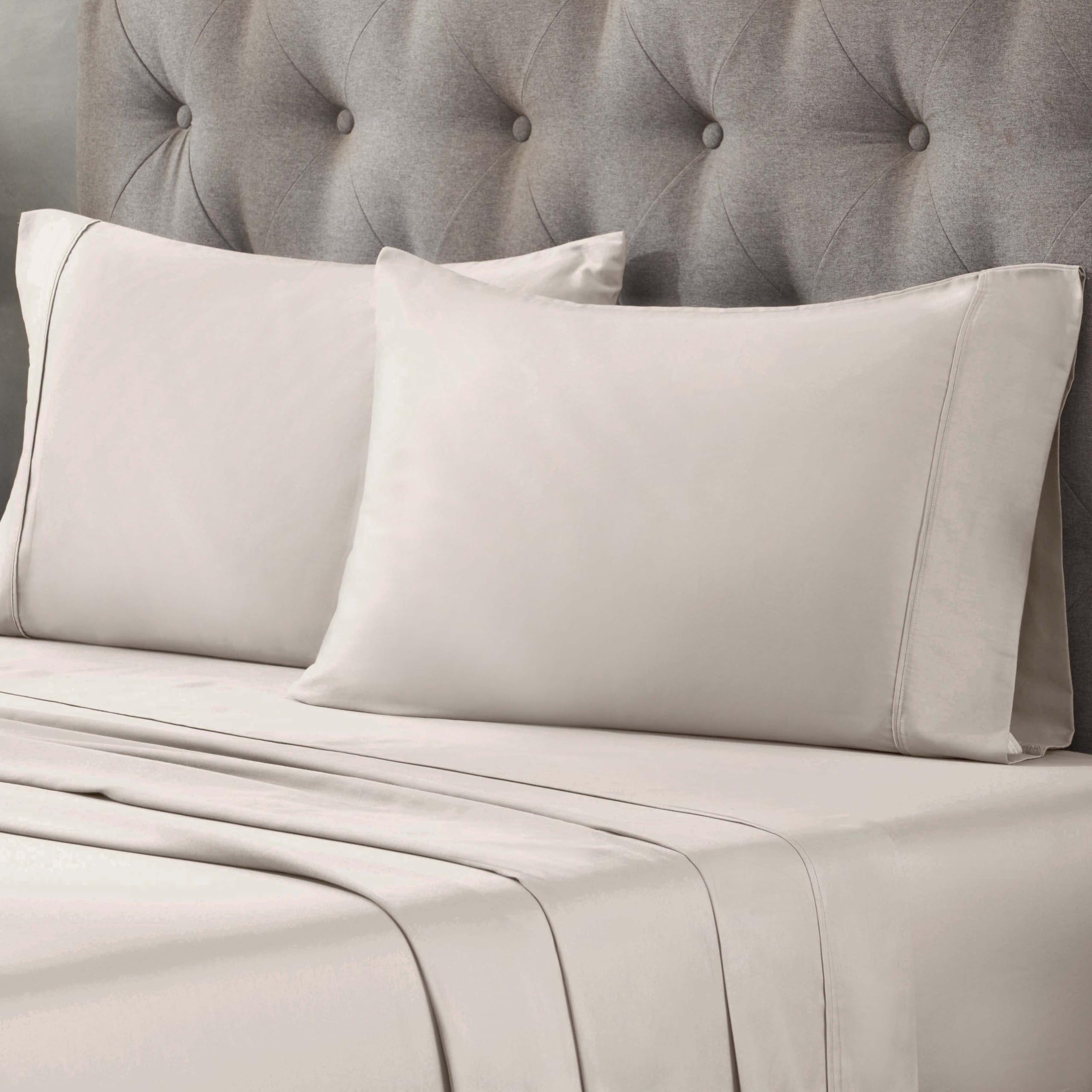 Superior Egyptian Cotton 300 Thread Count Pillowcases, Pillow Cases, Modern, Solid Classic Pillow Case Cover, Ultra-Soft Comfort Basics, Bedding Essentials, Bed Accents, Set of 2, Standard, Coral