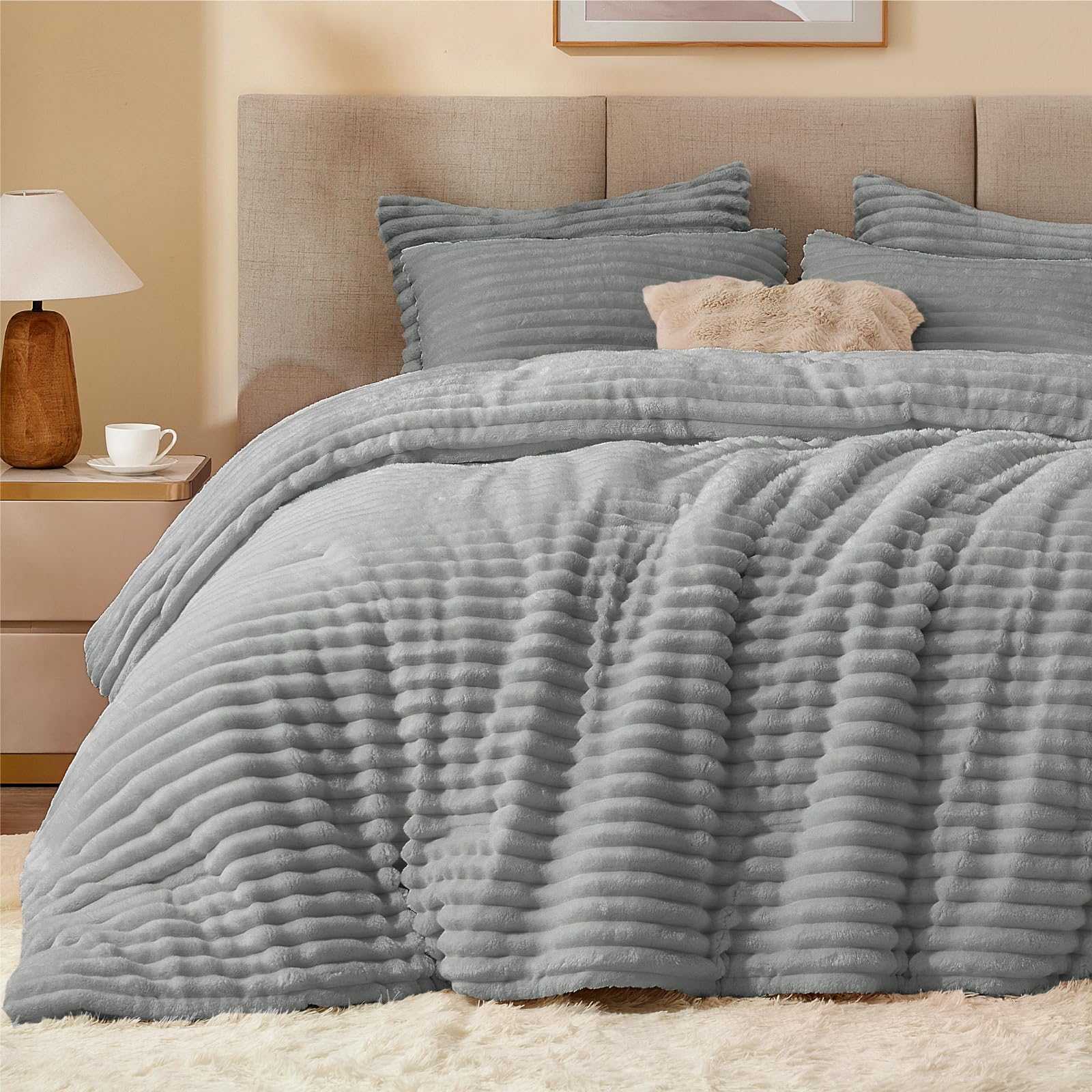 BEDELITE Fleece Full Comforter Set -Super Soft & Warm Fluffy Coral Bedding, Luxury Fuzzy Heavy Bed Set for Winter with 2 Pillow Cases